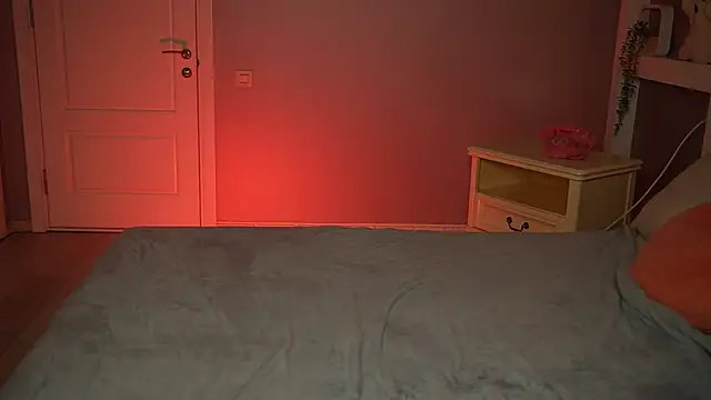 LilElfies online show from 04/09/26, 09:54