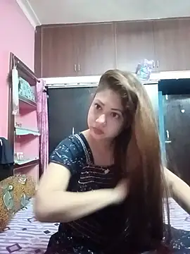 Snapshot of Hot_Soniya_08 chatting on 07/15/26, 03:35 Hot Soniya 08 online show from 07/15/26, 03:35