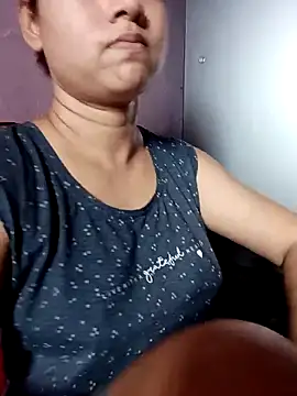 Hot Soniya 08 online show from 05/05/26, 10:40