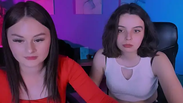 mia mooon  online show from 04/26/26, 10:45