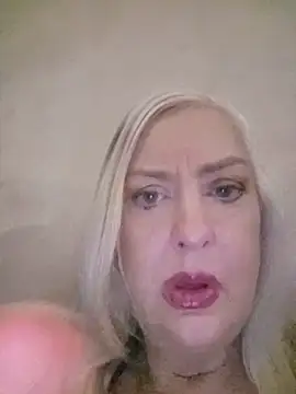 Julia20X online show from 05/24/26, 10:15