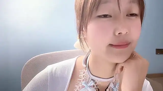 Xiaoqing00 online show from 04/28/26, 02:27