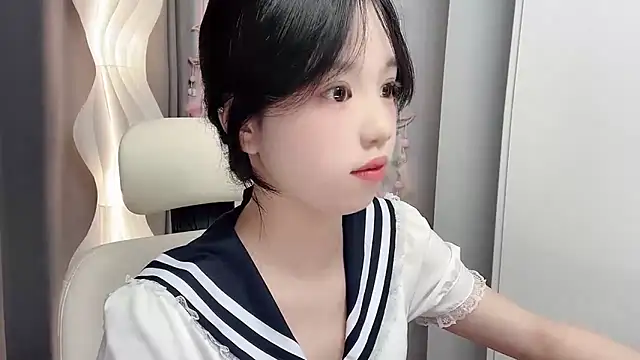 Snapshot of Xiaoqing00 chatting on 06/10/26, 05:41 Xiaoqing00 online show from 06/10/26, 05:41