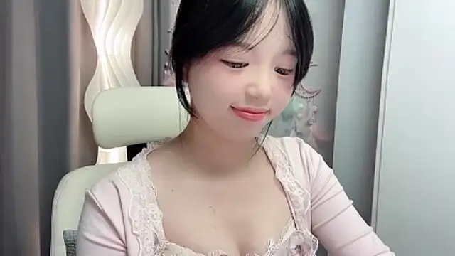 Xiaoqing00 online show from 05/28/26, 05:04
