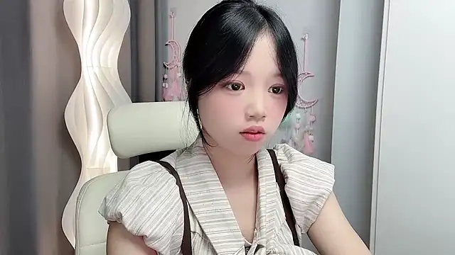Xiaoqing00 online show from 05/21/26, 03:15