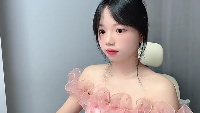 Xiaoqing00 online show from 05/13/26, 03:02