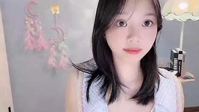 Snapshot of Xiaoqing00 chatting on 07/14/26, 11:05 Xiaoqing00 online show from 07/14/26, 11:05