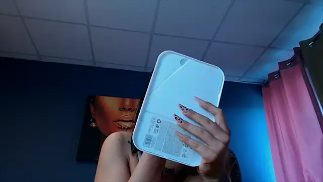 Madiysoni online show from 04/23/26, 06:09