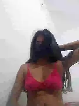 Shaniya03 online show from 05/03/26, 08:41