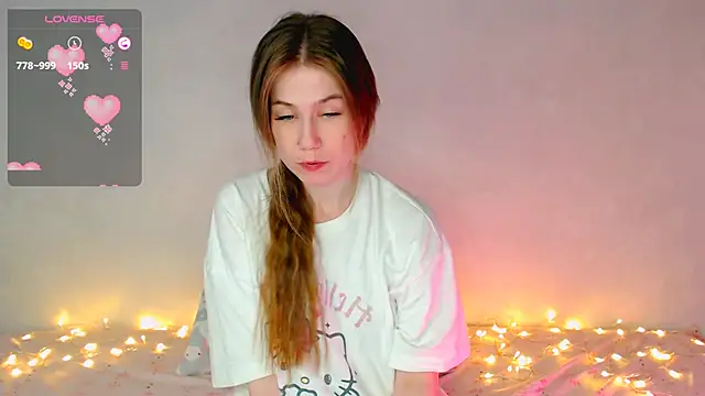 kira cozy online show from 07/02/26, 07:58