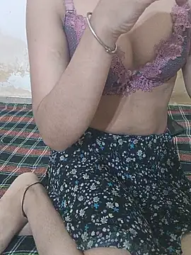 Baby-Doll  online show from 05/18/26, 04:18