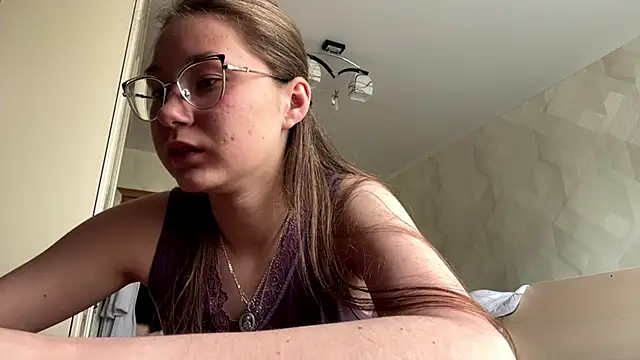 UncaringArtery online show from 04/24/26, 06:15