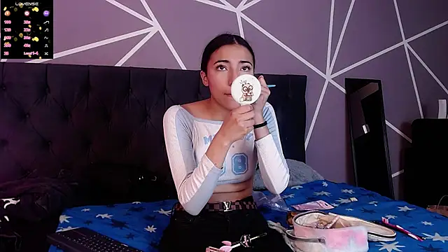 Violett1126 online show from 06/24/26, 04:22
