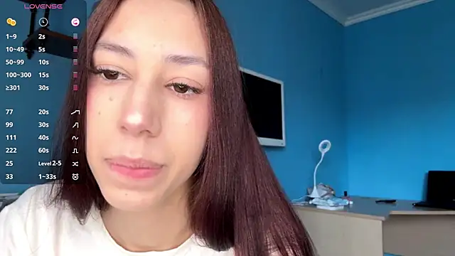 RuthieVien online show from 04/17/26, 07:00