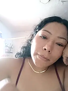 gatita2303 online show from 04/11/26, 05:49