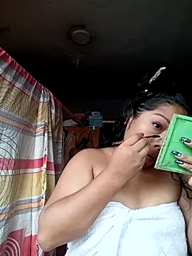 gatita2303 online show from 04/09/26, 10:05