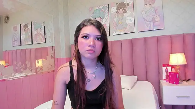 Hellencute18  online show from 06/02/26, 11:21