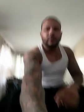 letsgetit30 online show from 04/13/26, 01:48