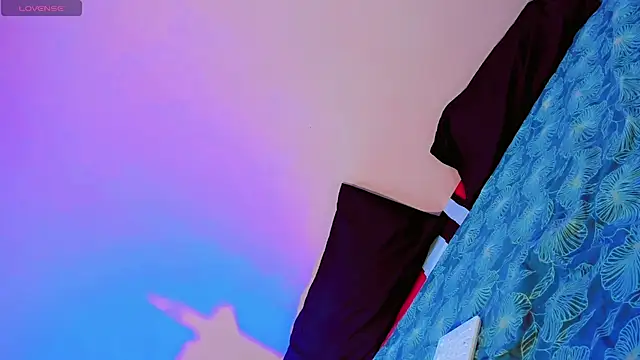 Tania Baker online show from 04/15/26, 01:37