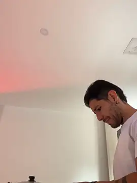 Roman Belmont online show from 04/13/26, 06:45