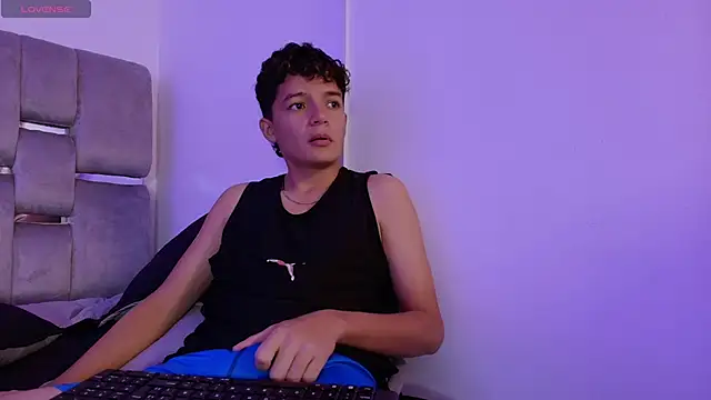 Luca Voss online show from 04/14/26, 11:59