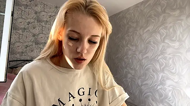 Ketris Drewerses online show from 04/21/26, 08:54