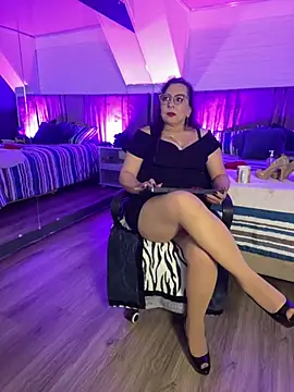 Jenifer cruz online show from 05/08/26, 05:44
