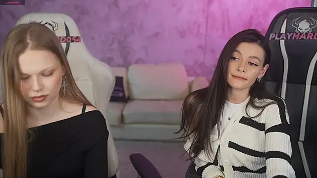 Gabriella0541 online show from 04/20/26, 03:24