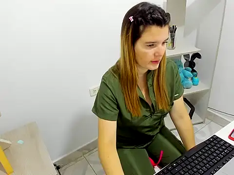 amelia 16 online show from 05/11/26, 12:39