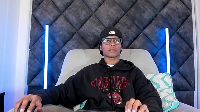 LiamKron online show from 05/21/26, 10:45