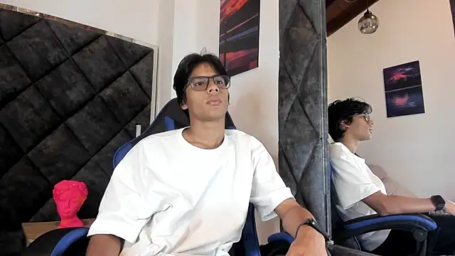 LiamKron online show from 06/10/26, 10:49