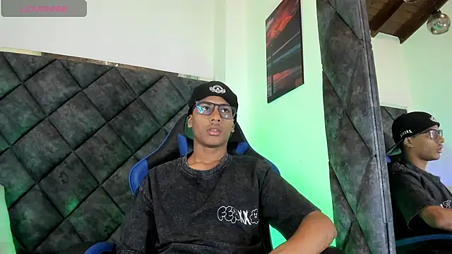 LiamKron online show from 07/11/26, 10:59