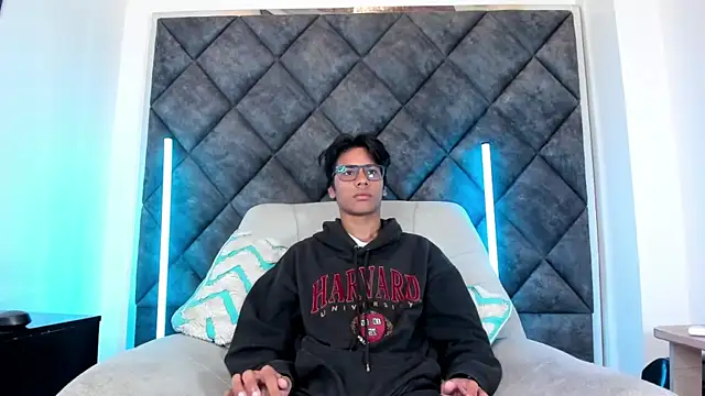 LiamKron online show from 05/09/26, 11:24