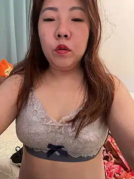 yhan1314 online show from 04/11/26, 06:43