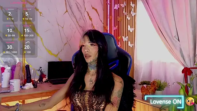 Dafne kee online show from 05/18/26, 03:50