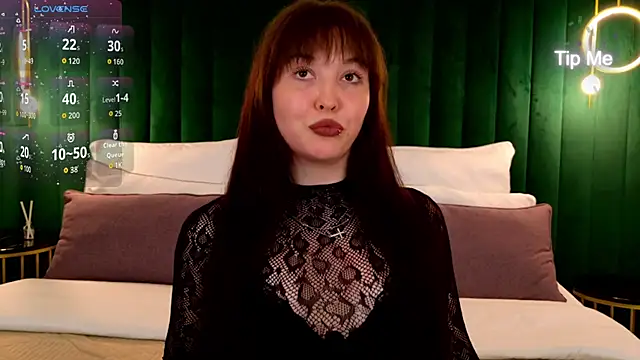 Snapshot of YunaStorm chatting on 04/08/26, 06:42 YunaStorm online show from 04/08/26, 06:42