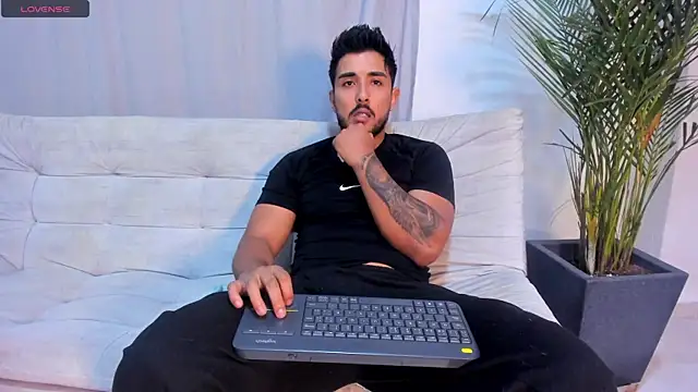 alangreek1 online show from 07/05/26, 03:33