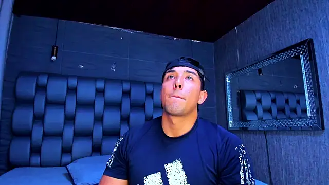 alangreek1 online show from 04/20/26, 11:28