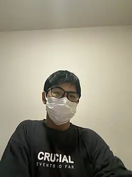 souitirou20 online show from 04/09/26, 04:46