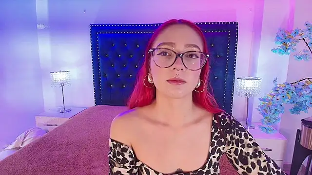 Amelie adams online show from 04/30/26, 11:17