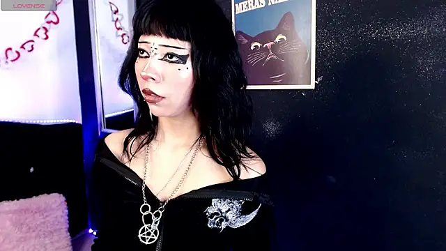 KiomyVamp online show from 05/27/26, 04:03