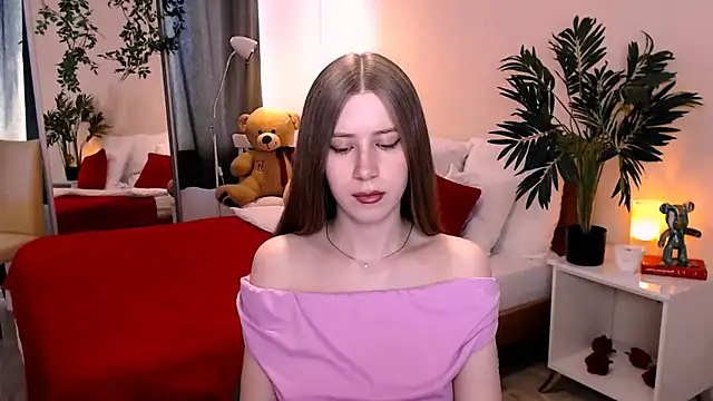Snapshot of cheeky_chick chatting on 06/19/26, 01:28 cheeky chick online show from 06/19/26, 01:28