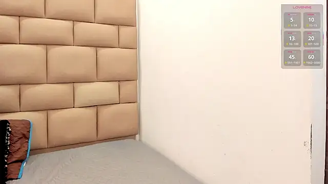 TifannyRosen online show from 04/23/26, 12:29