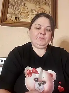 Snapshot of Dear_Natalia chatting on 04/18/26, 01:08 Dear Natalia online show from 04/18/26, 01:08