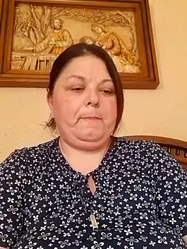 Snapshot of Dear_Natalia chatting on 05/27/26, 02:02 Dear Natalia online show from 05/27/26, 02:02