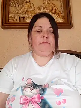 Snapshot of Dear_Natalia chatting on 06/16/26, 04:23 Dear Natalia online show from 06/16/26, 04:23