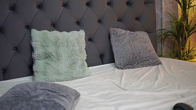 KaylaVegas online show from 04/26/26, 08:17
