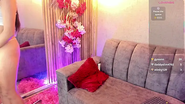 Liaa Diamond online show from 04/19/26, 06:10