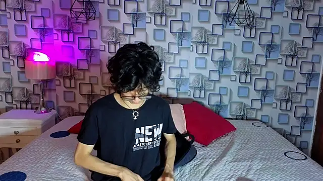 Twink Sebas7 online show from 04/28/26, 12:20