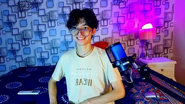 Twink Sebas7 online show from 04/26/26, 12:13
